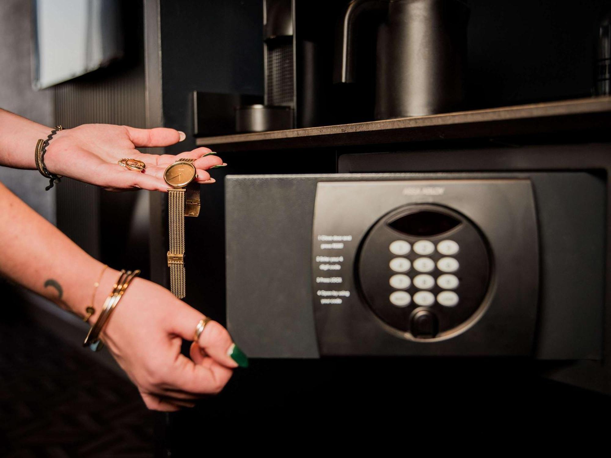 Tribe Carcassonne Hotel Ngoại thất bức ảnh